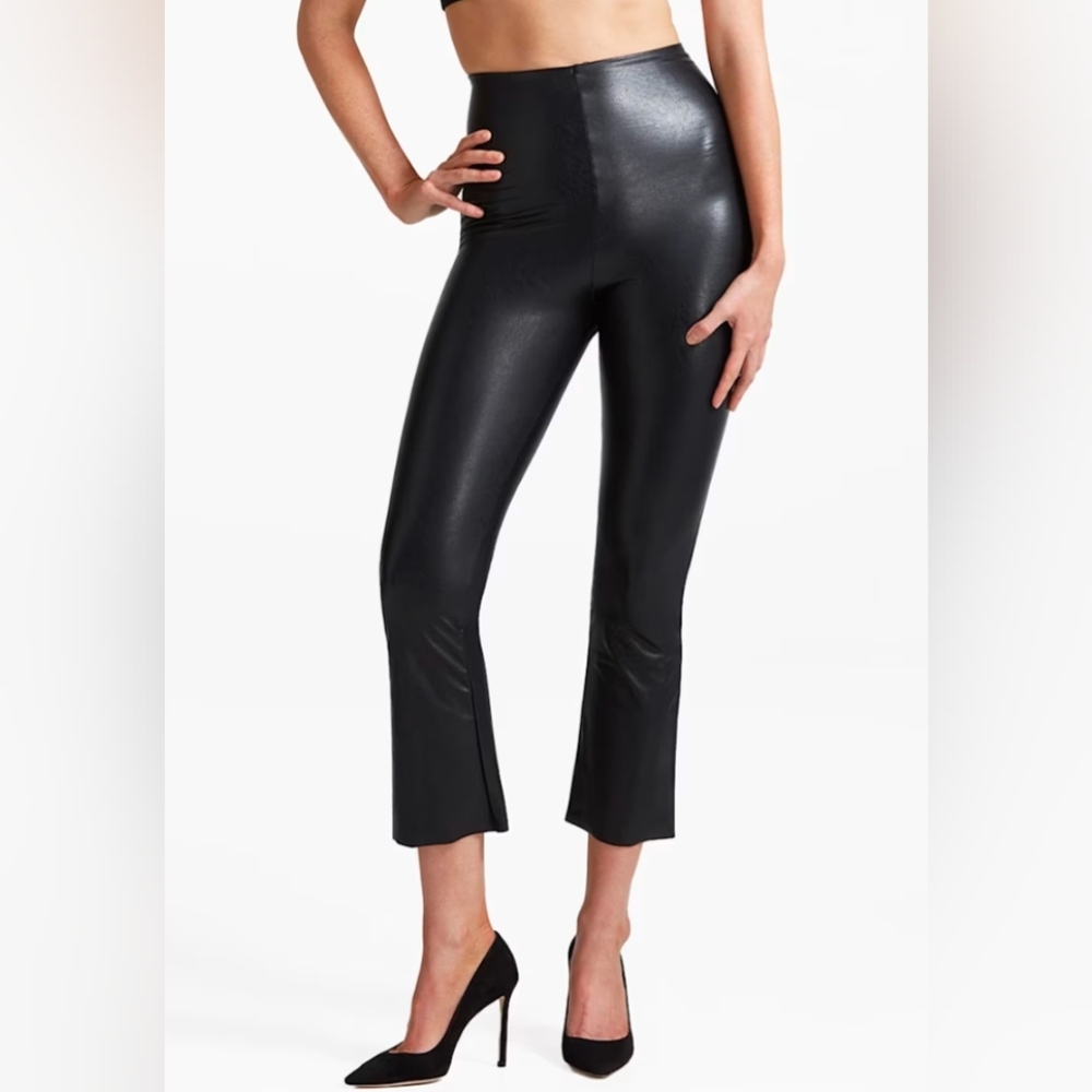 Commando Faux Leather Crop Flare Size Medium